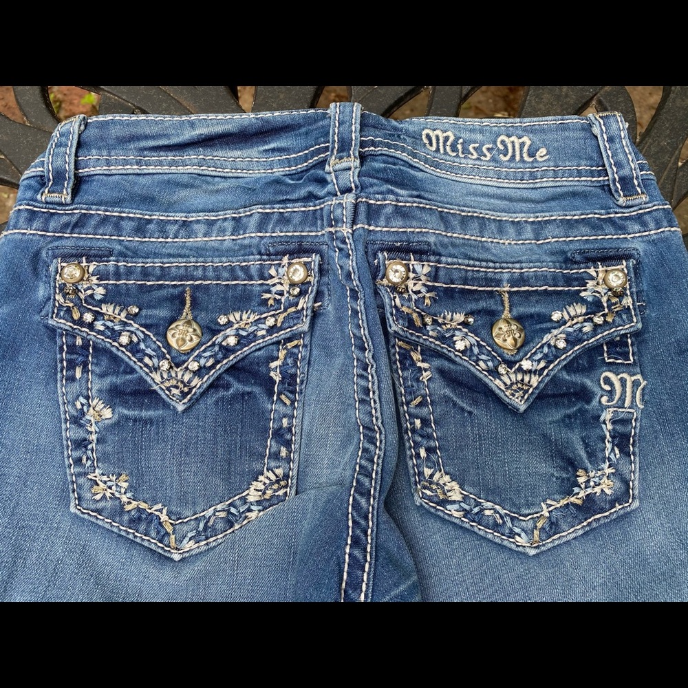 COPY - Miss Me Size 14 Girls Capri Jeans NWT